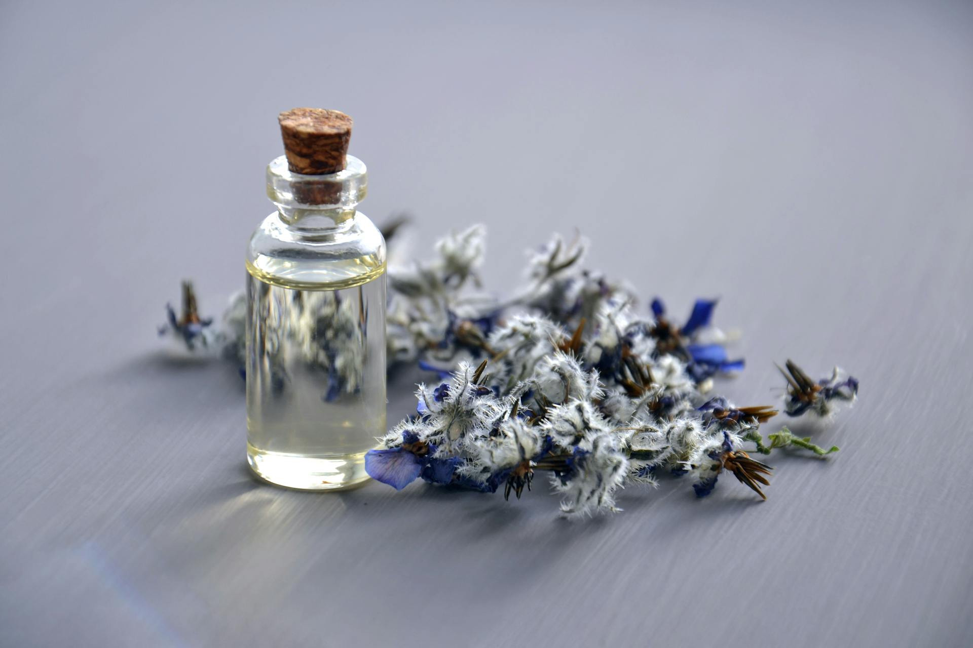 how to make perfume last longer
