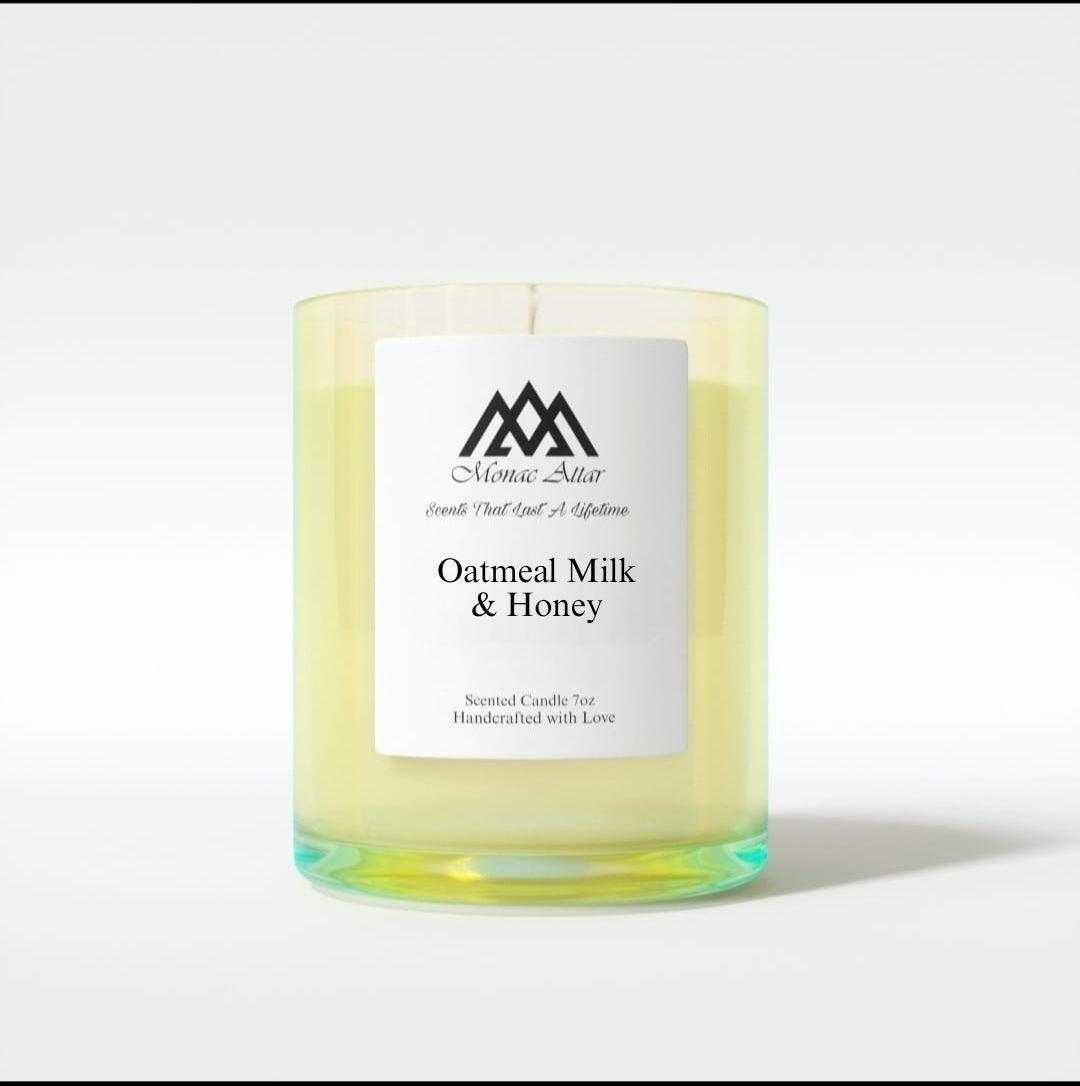Oatmeal Milk and Honey Candle Gourmand candle, a soothing scent of oatmeal, thick creamy french vanilla, a rich warm delicious scent 